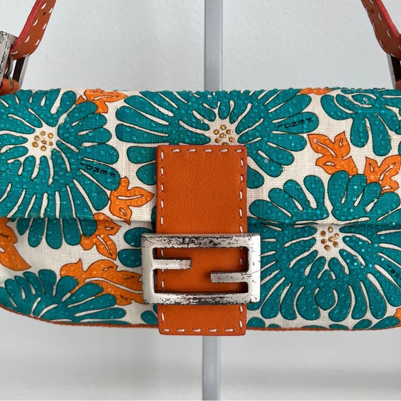 Super Rare Fendi Vintage Floral Canvas Baguette Bag - Picture 3 of 12